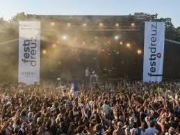 foule en délire au festidreuz 20241