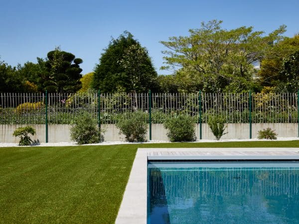 margelle de piscine en grès ceram