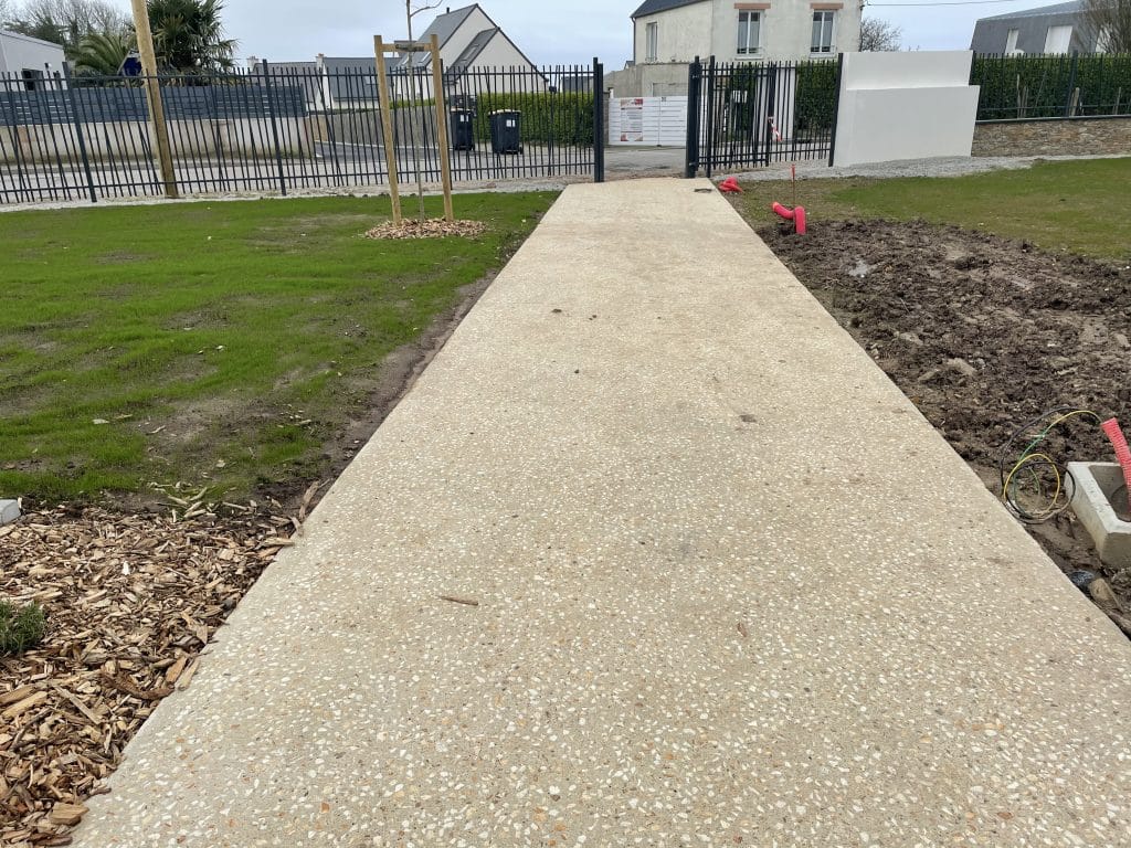 béton désactivé pour accès maison