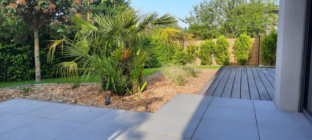 terrase en grès ceram et bois grad