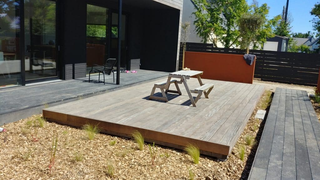 terrasses grad en bois supendue