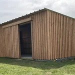 un abri de jardin en bardage façon cabane de pêcheur